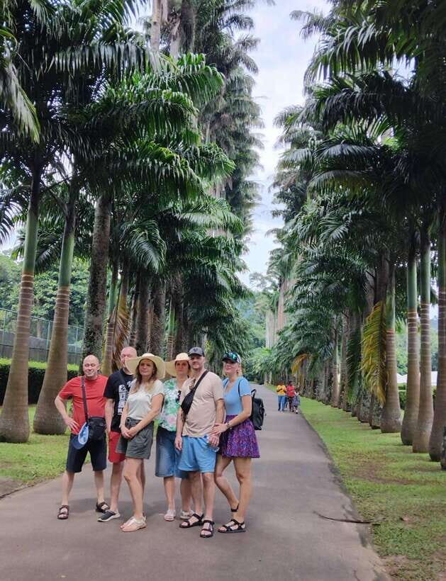 Kandy: Private Tuk Tuk Tour with Temple of the Tooth - Practical Details and Tips
