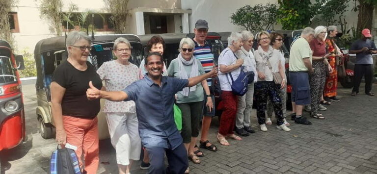 Kandy : Sigiriya Guided Day Tour By Tuk Tuk - Who Should Book This Tour?