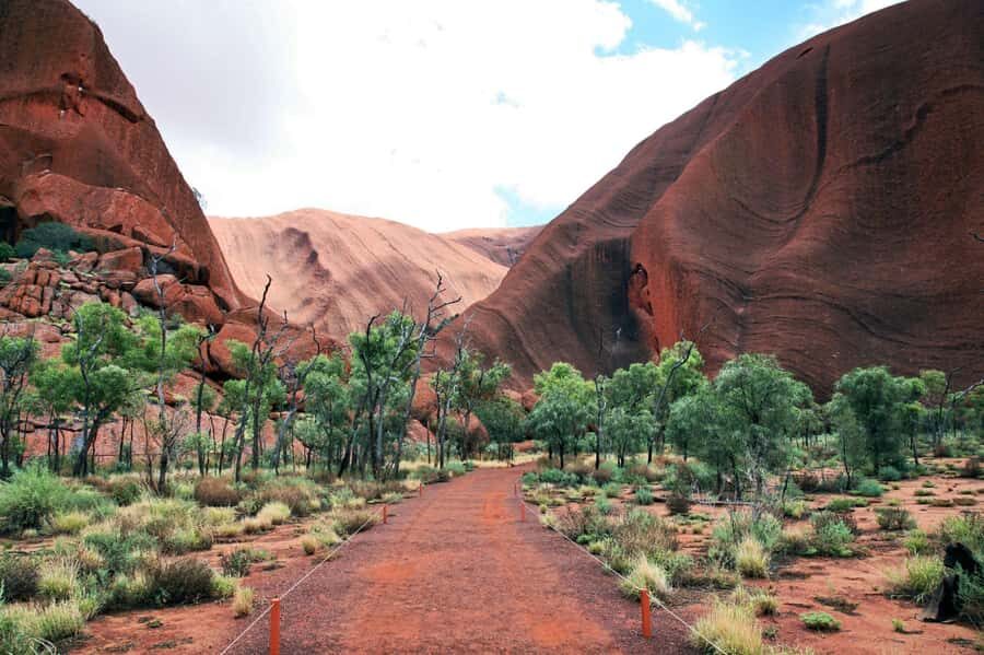 Kata Tjuta Private Guided Sunrise Tour - Why Choose This Tour?