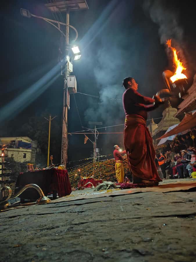 Kathmandu: Pashupatinath Temple Evening Aarati & Cremation - Who This Tour Is Best For
