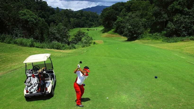 Kathmandu's 18-Hole Gem: Hike & Play the Himalayan Golf - Detailed Breakdown of the Tour Experience