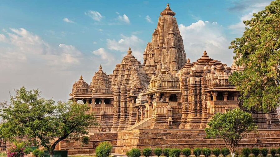 Khajuraho: Full day private tour of Kamasutra temples - Price and Value