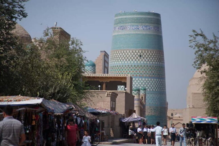 Khiva city walking tour - The Role of the Guides and Authenticity