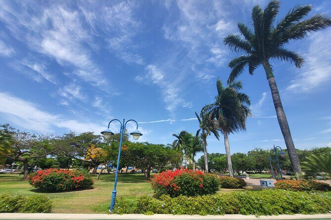 Kingston Cultural Tour Bob Marley Museum & Emancipation Park - Why This Tour Works Well