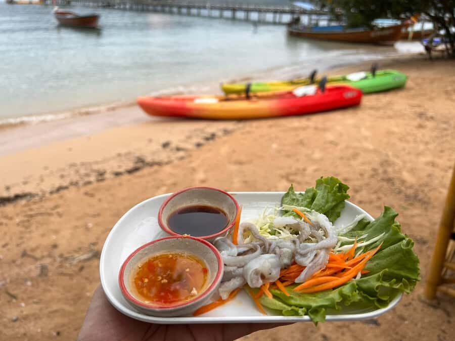 Ko Lanta: Ko Por Fishing Village: Authentic Local Life Tour - Visiting Tung Yee Peng: Scenic Stop & Photo Opportunity