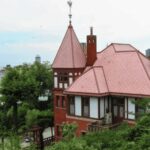 Kobe: Ikuta Shrine, Kitano District, and Harborland Tour - Wandering Through the Kitano District