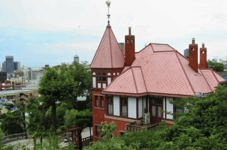 Kobe: Ikuta Shrine, Kitano District, and Harborland Tour - Wandering Through the Kitano District