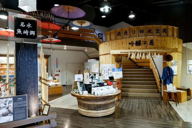 Kobe: Sake Brewery Tour with Sushi Lunch & Tastings - What the Tour Entails: A Step-by-Step Breakdown