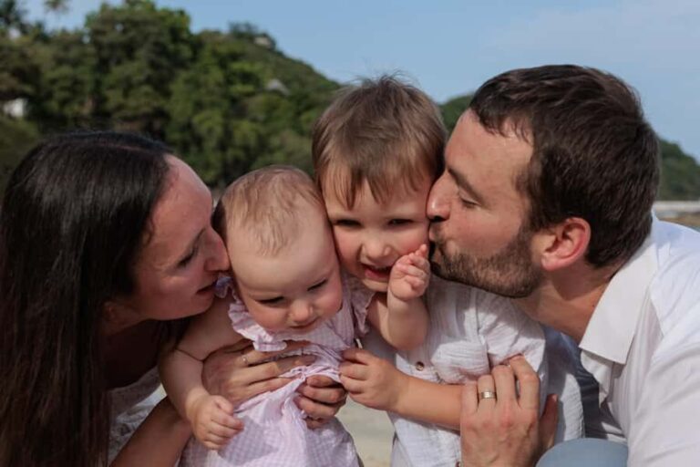 Koh Phangan: Family Photoshoot with 100 Photos - Who Should Consider This Photoshoot?  