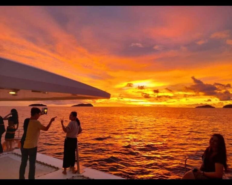 Kota Kinabalu: Sunset Party Boat Cruise - What’s Included and How the Day Unfolds