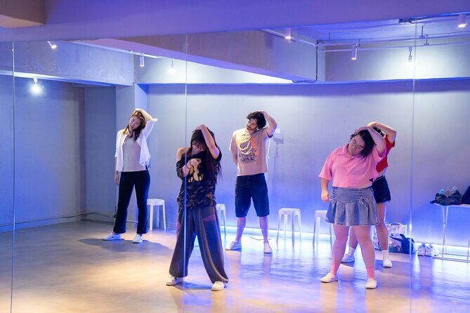 Kpop Dance Class in Seoul for Beginners and Fans - Photo and Video Opportunity