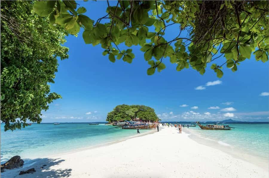 Krabi: 4 Islands Day Trip by Longtail Boat or Speedboat - Who Is This Tour Best For?