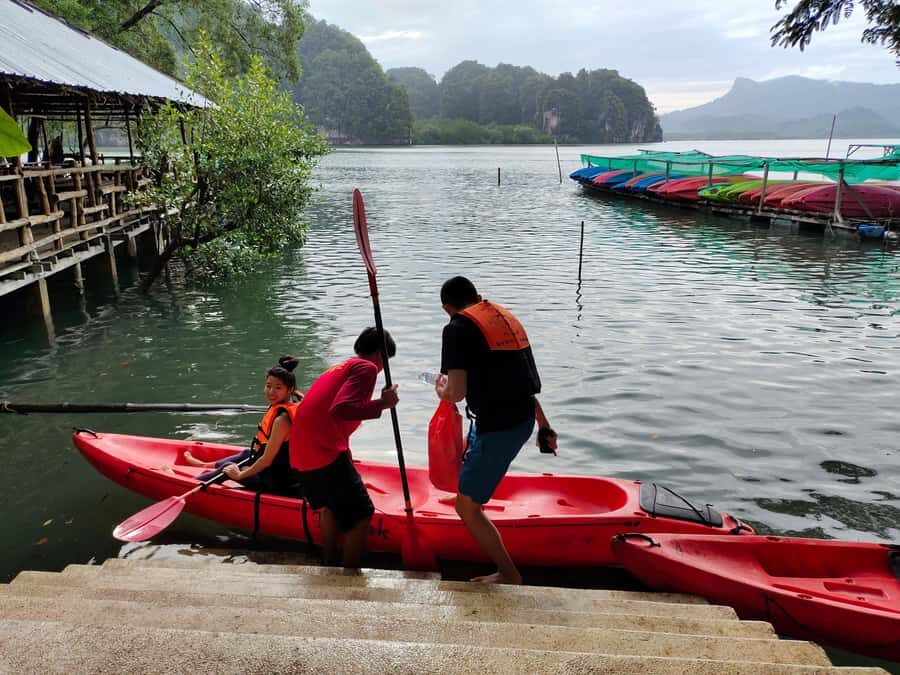 Krabi: Early bird kayak through Ao Thalane on private guide - Why This Tour Offers Great Value