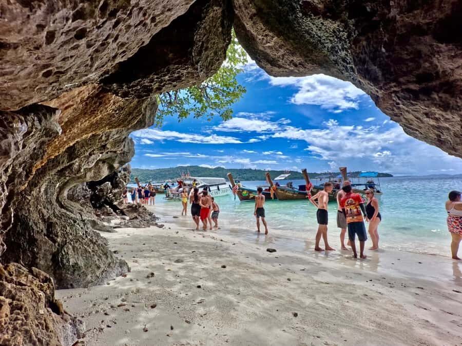 Krabi: Early Bird Phi Phi, Maya & 4 Islands Speedboat Tour - Who Will Love This Tour?