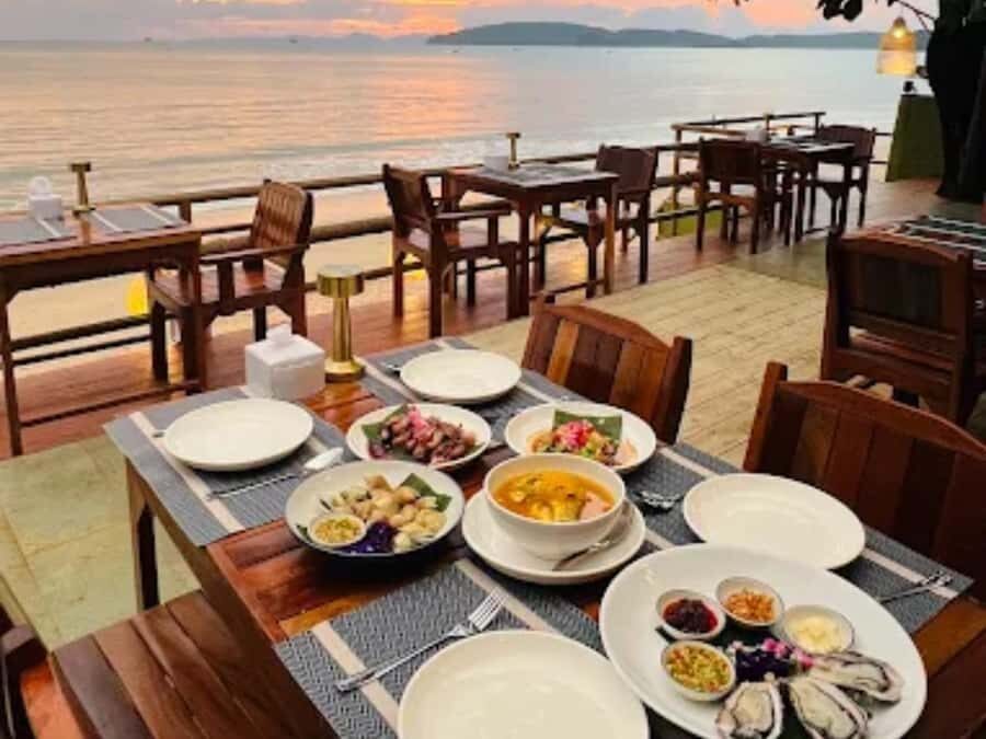 Krabi: Romantic Beachfront Sunset Dinner - A Relaxing Sunset Dining Experience with Authentic Flavors