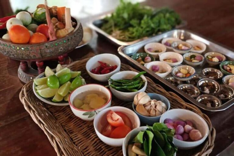 Krabi: Traditional Thai Cooking Class with Local Chef - The Meal and Learning Experience