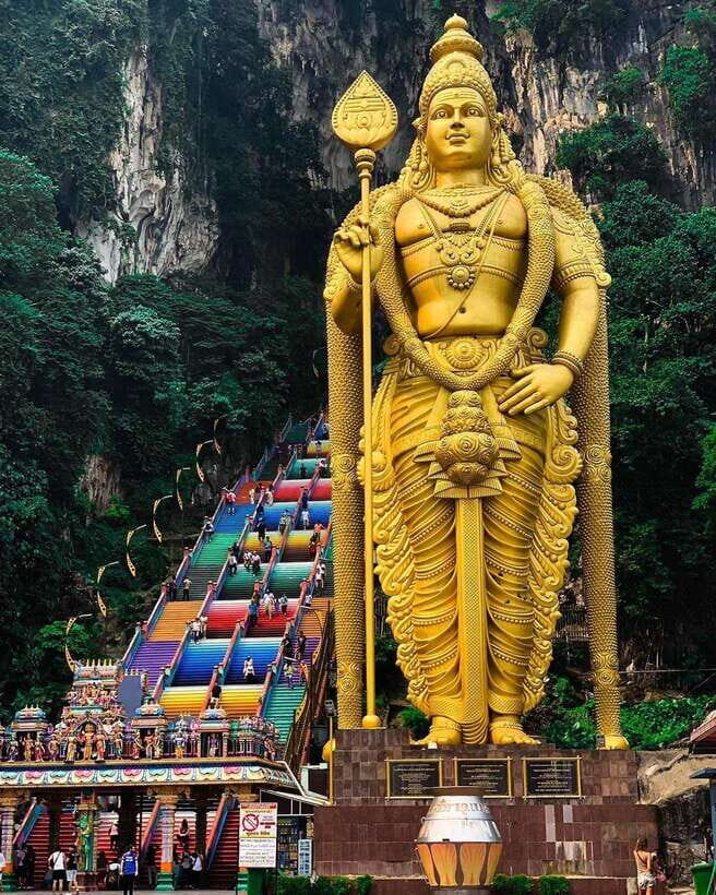 Kuala Lumpur : Batu Caves Private Tour - Authentic Experiences and Insights