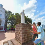 Kuala Lumpur: City Highlights, Batu Caves, and Malacca Tour - Who Should Consider This Tour?