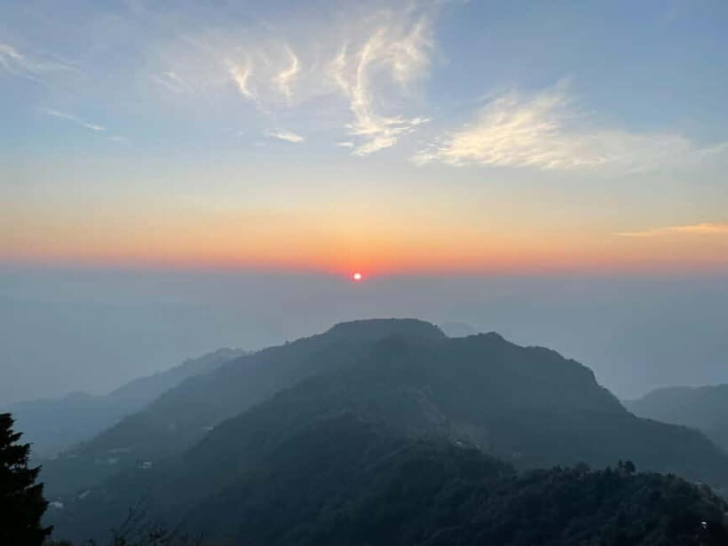 Kunjapuri Temple Sunrise Trek With Professional Guide - The Itinerary: What to Expect from Start to Finish