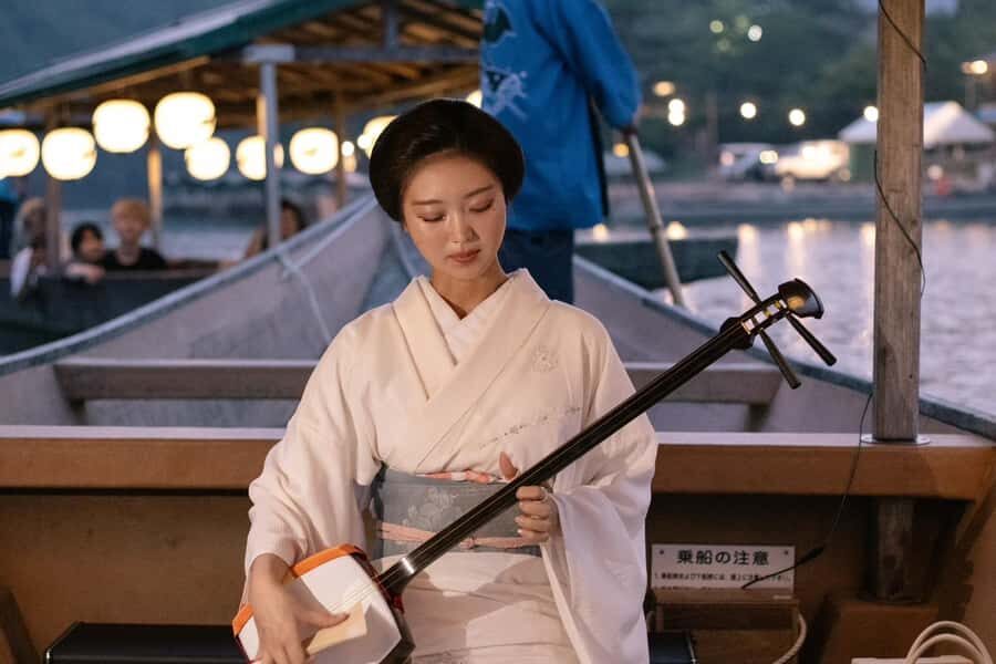Kyoto: Arashiyama Tour with Maiko River Cruise - Visiting Tagi Nenbutsu-ji: A Temple with Character