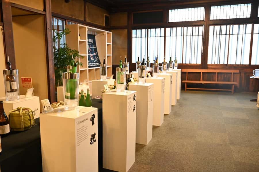 Kyoto: Fushimi Water, Sake, and Sweets Guided Tour - Who Is This Tour Best For?
