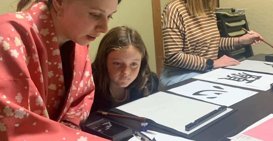 Kyoto Ninenzaka : Japanese Calligraphy Class in Townhouse - Why Travelers Love This Experience