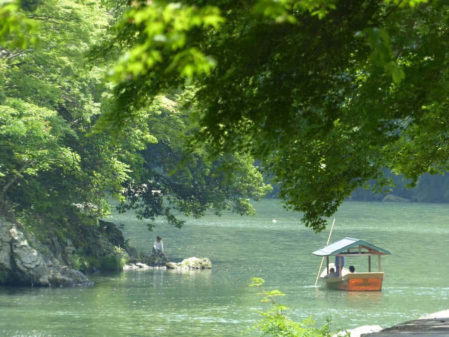 Kyoto: Private Boat Tour with Shamisen and Games - The Landscape and Photo Opportunities