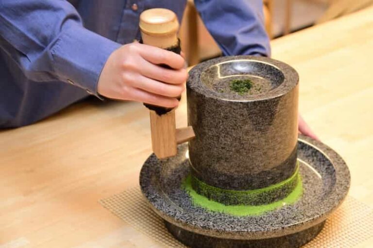 Kyoto: Tea Museum Tickets and Matcha Grinding Experience - Brewing and Sampling Your Matcha
