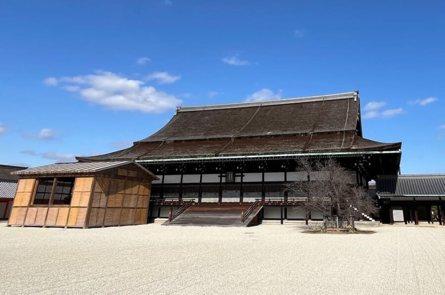 Kyoto: Tour to Kyoto Imperial Palace and Nijo Castle - Why This Tour Is a Great Choice for History Enthusiasts