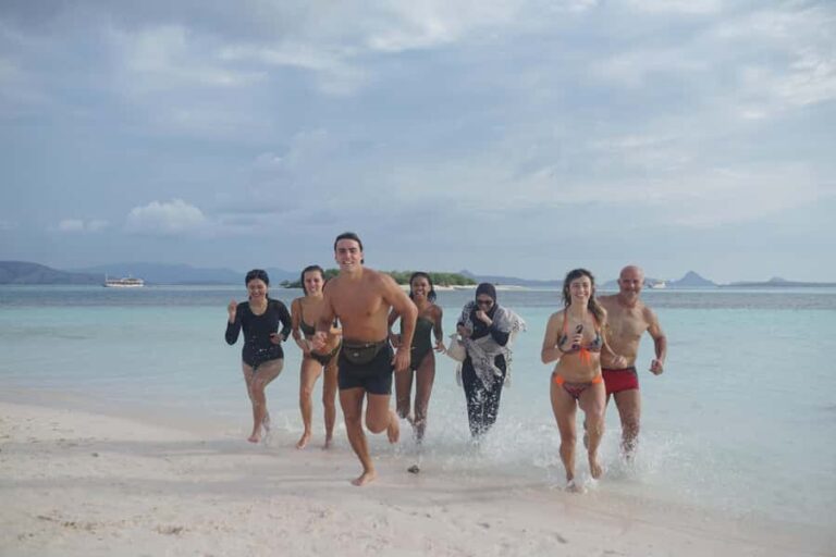 Labuan Bajo: 3-Day Komodo Liveaboard Adventure with VIP Boat - What Sets This Tour Apart