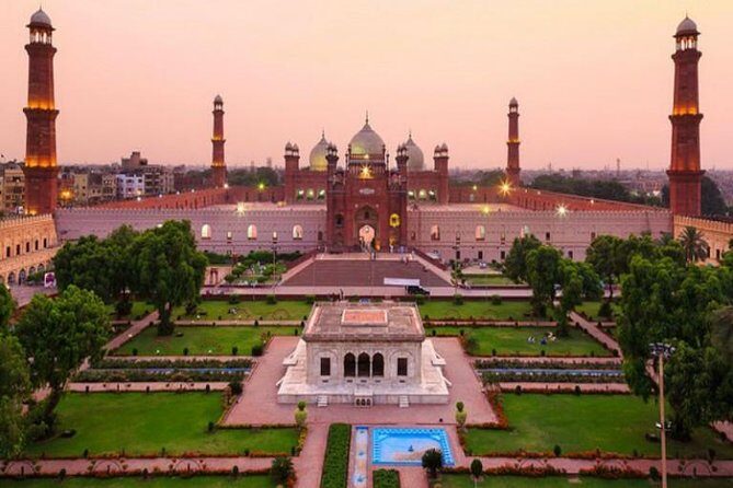 Lahore Big Bus City Tour - The Itinerary Breakdown