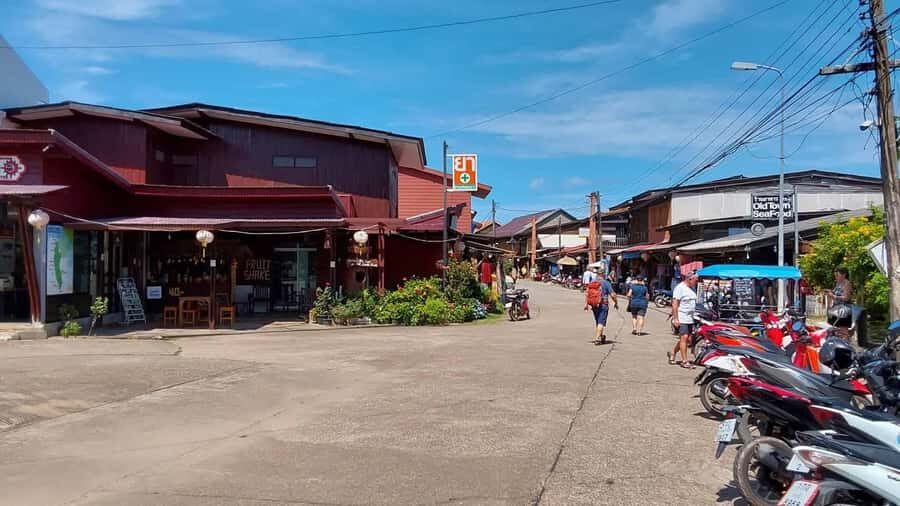 Lanta 5 Highlights Tour - Introduction to the Koh Lanta 5 Highlights Tour