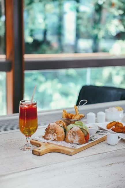 Lantau: Buddha Tour & Lunch at Tai O Heritage Hotel (Friday) - Why This Tour Offers Great Value