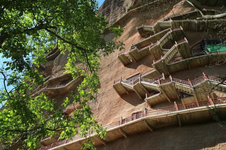 Lanzhou 2-Day Tour: Explore Tianshui's history & grotto art - Why This Tour Offers Great Value