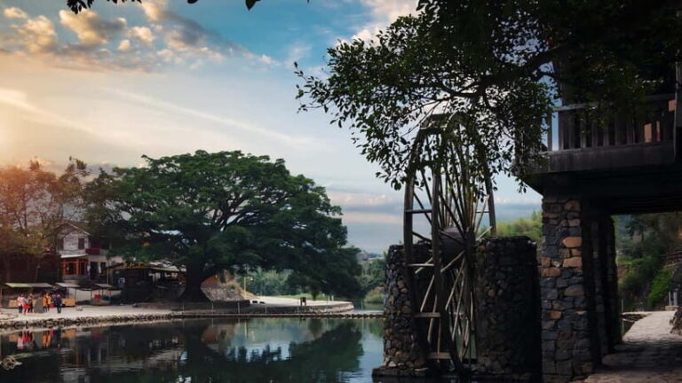 Leshan Giant Buddha & Huanglongxi Ancient Town Day Tour - Practical Details and Value