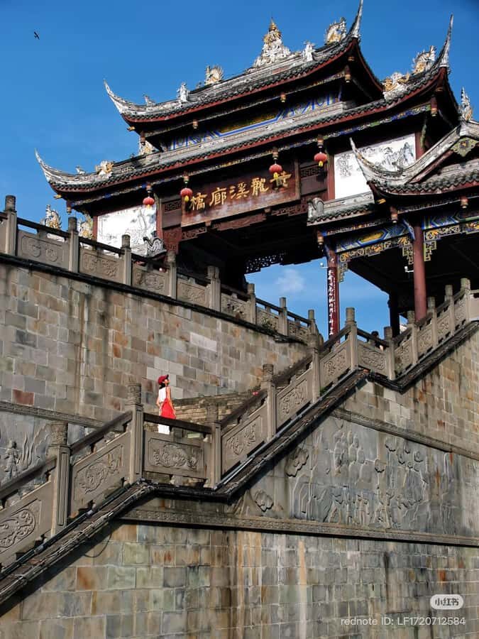 Leshan Giant Buddha & Huanglongxi Town: Full-Day Tour - Visiting the Leshan Giant Buddha: Your Options