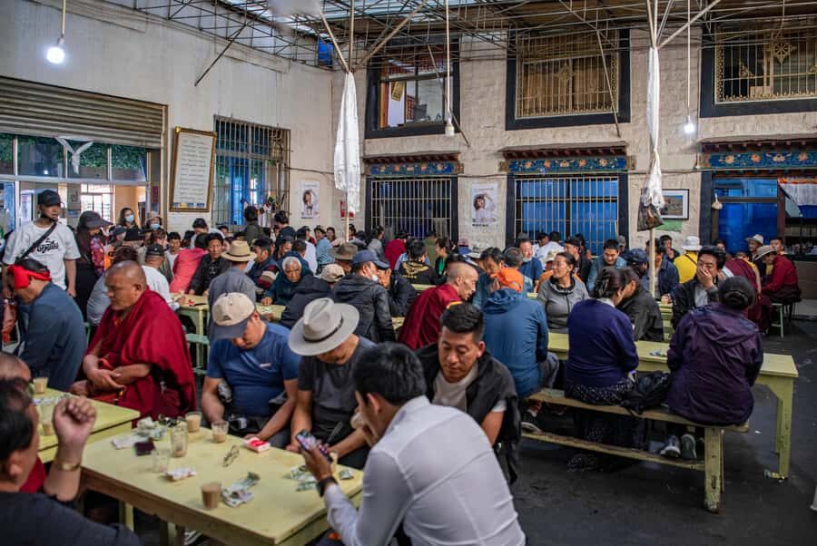 Lhasa: Free Evening Tibetan Food Tour with Locals - Practical Aspects and Considerations