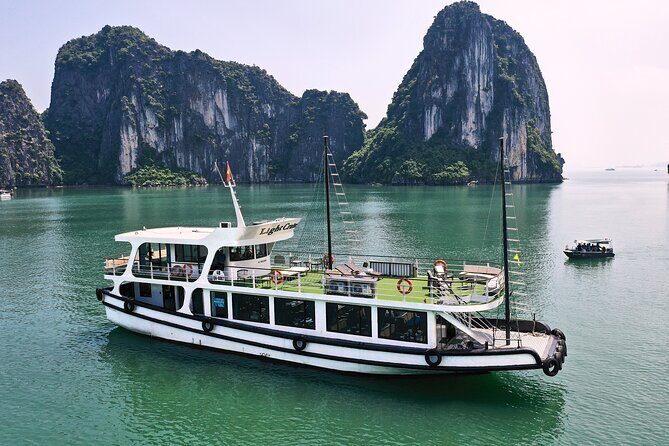Light Cruise - Halong Deluxe Day Cruise with Small Group on Boat - What to Expect from the Light Cruise Experience