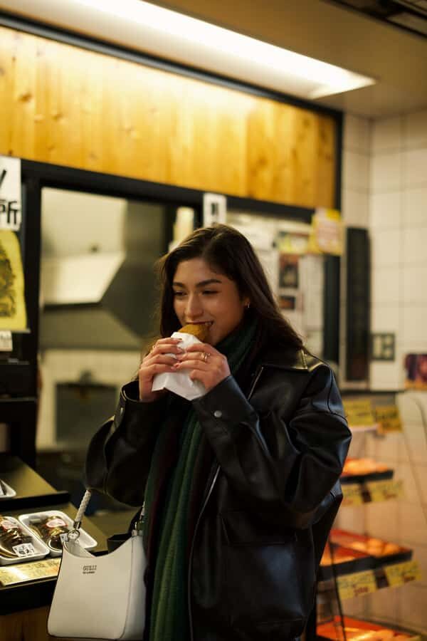 Local tour in Tokyo with a Spanish-speaking guide - Practical Details and Tips