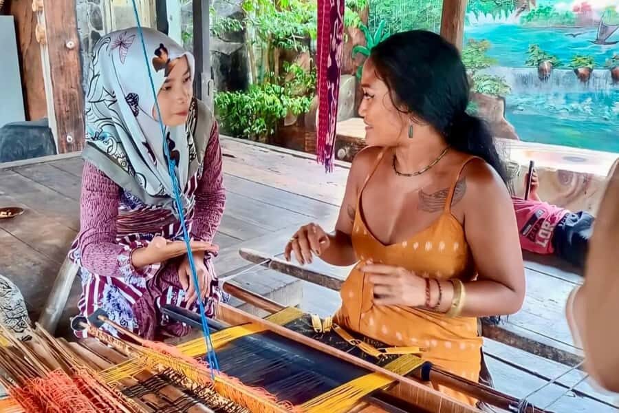 Lombok : Benang Stokal & Benang Kelambu Waterfalls Tour - Summary: Who Is This Tour Best For?