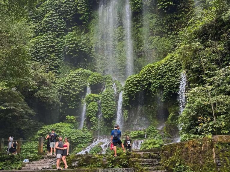 Lombok : Benang Stokel & Kelambu Waterfalls & Merese H - An In-Depth Look at the Lombok Waterfalls & Merese Hill Tour