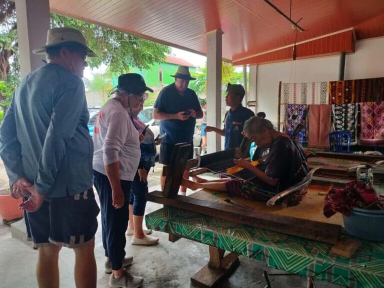 Lombok: Cultural Day Tour & Beach Pickup Cruise Port/Hotel - FAQs  