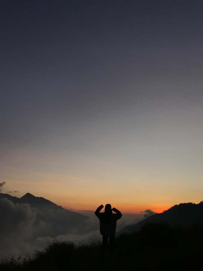 Lombok: Exclusive Anak Dara Hill Overnight Hike with Dinner - What Makes This Experience Stand Out