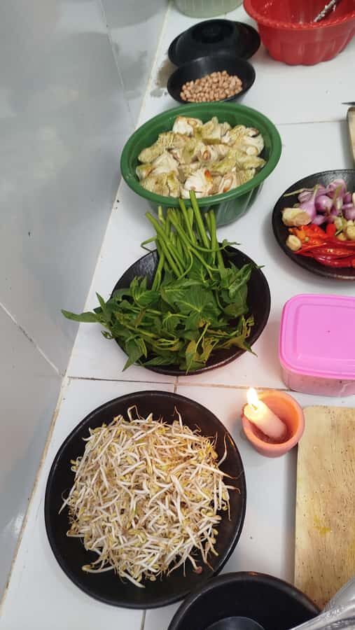 Lombok: Pottery Workshop & Authentic Local Cooking - The Itinerary Breakdown