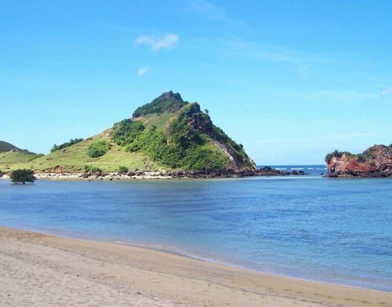 Lombok: Sasak Traditional Villages and Beaches Tour - Exploring Lombok’s Cultural Heartland