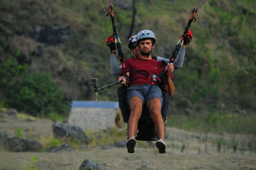 Lombok : Tandem Paragliding with Pilot & Beach Tour - Why This Tour Offers Good Value