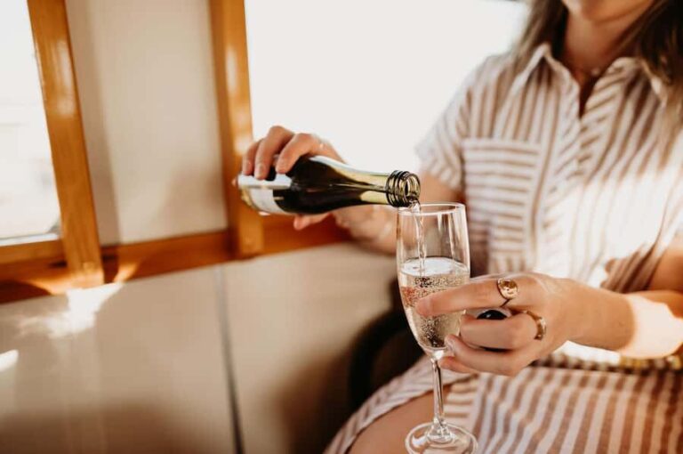 Longreach: Silver-Tails Rail Sunset Outback Rail Adventure - Practical Details: What Travelers Should Know