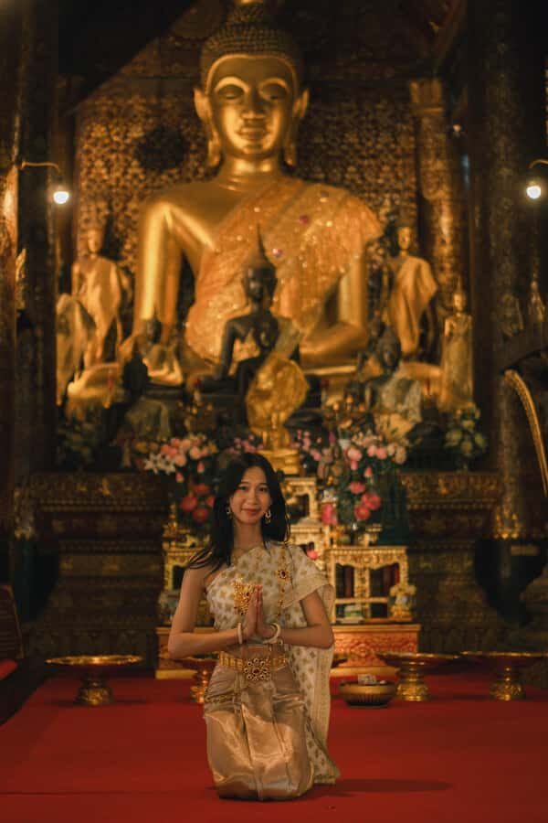 Luang Prabang: Traditional Clothing Photoshoot Experience - What Travelers Say