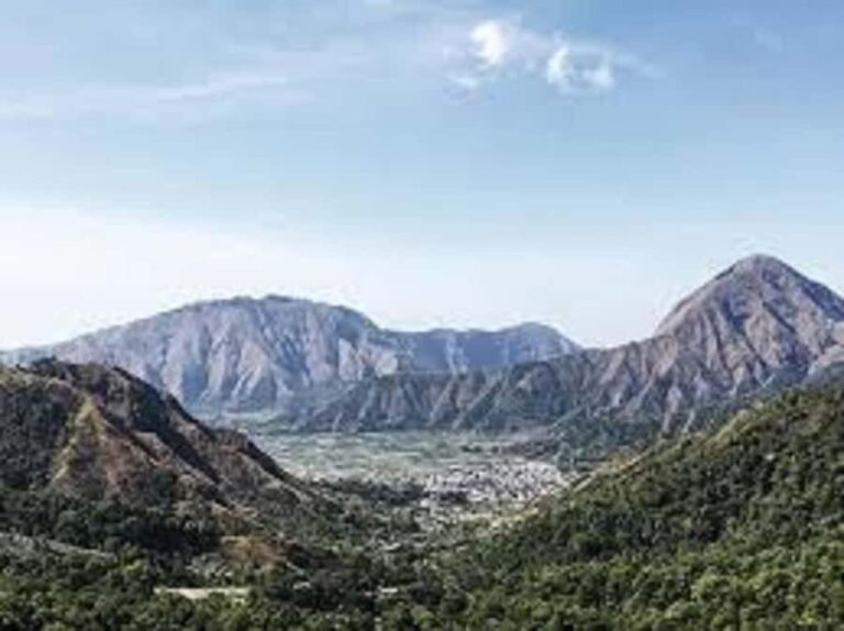 luxurious sendang gila, tiukelep waterfal & selong hill tour - Discovering Lombok’s Natural Treasures