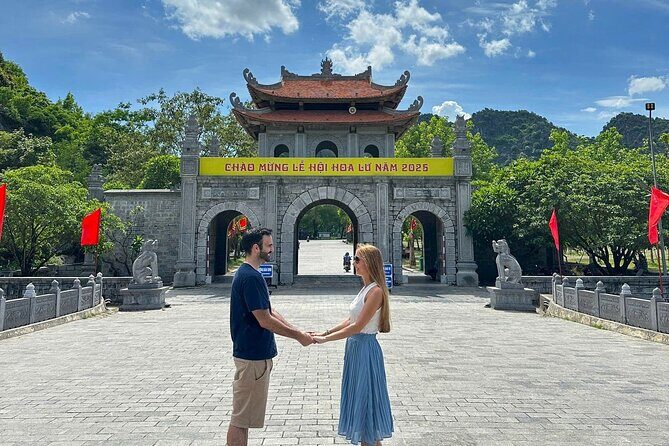 Luxury Private Tour Explore Hoa Lu, Tam Coc, Bich Dong & Cycling - What’s Included & What’s Not